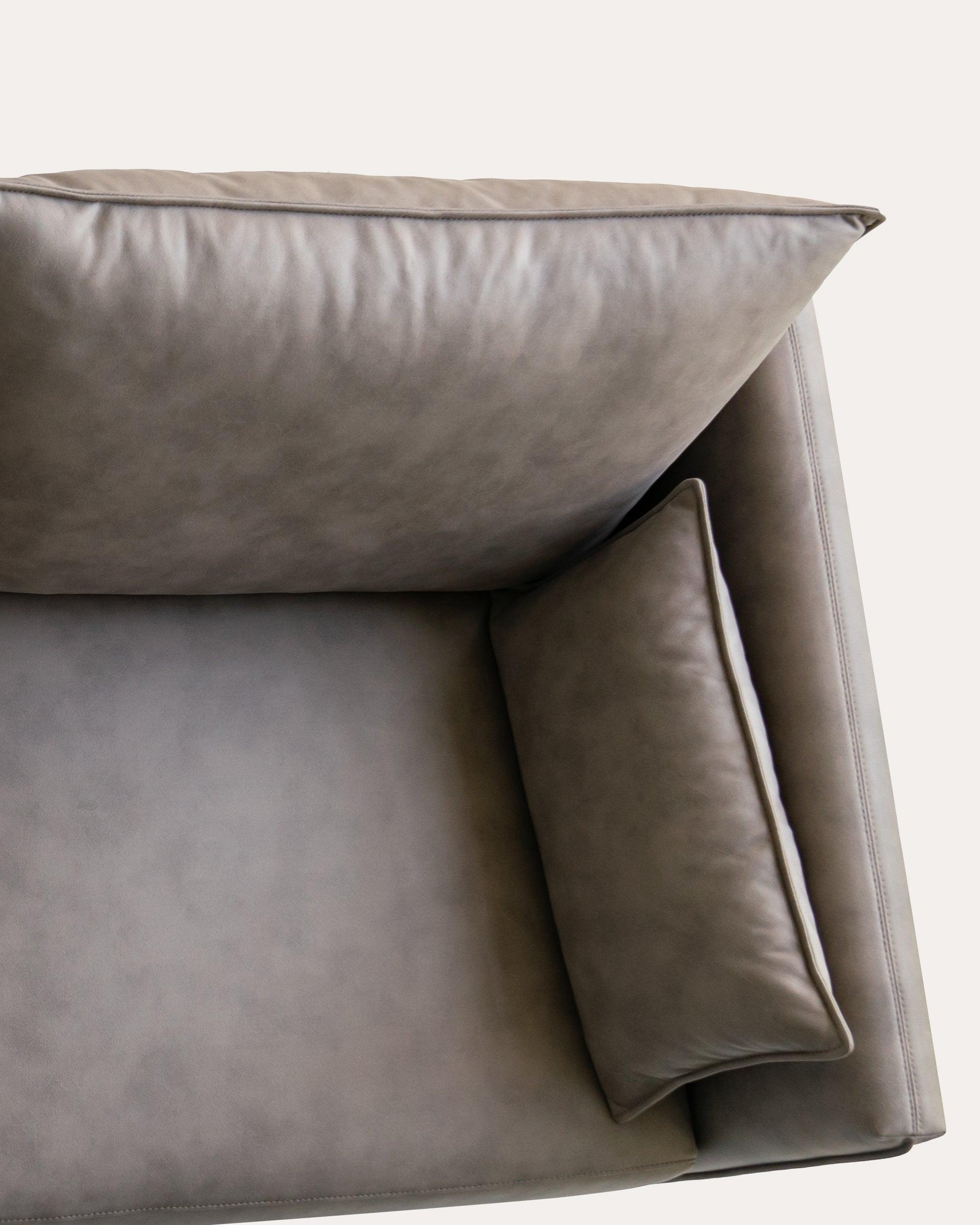 Dali Sofa - at KUMO HOME