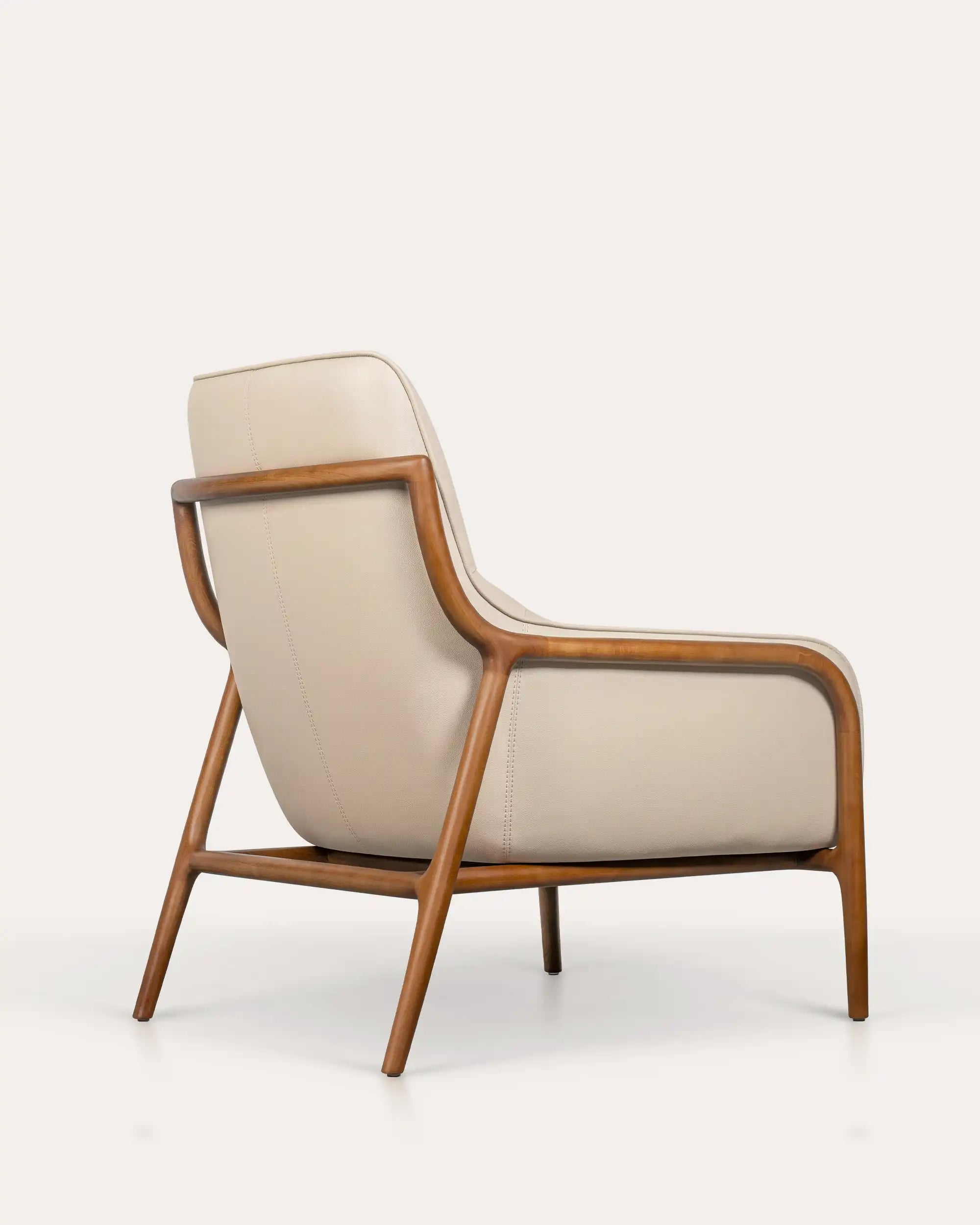 Windsor Creamy Leather Lounge Chair